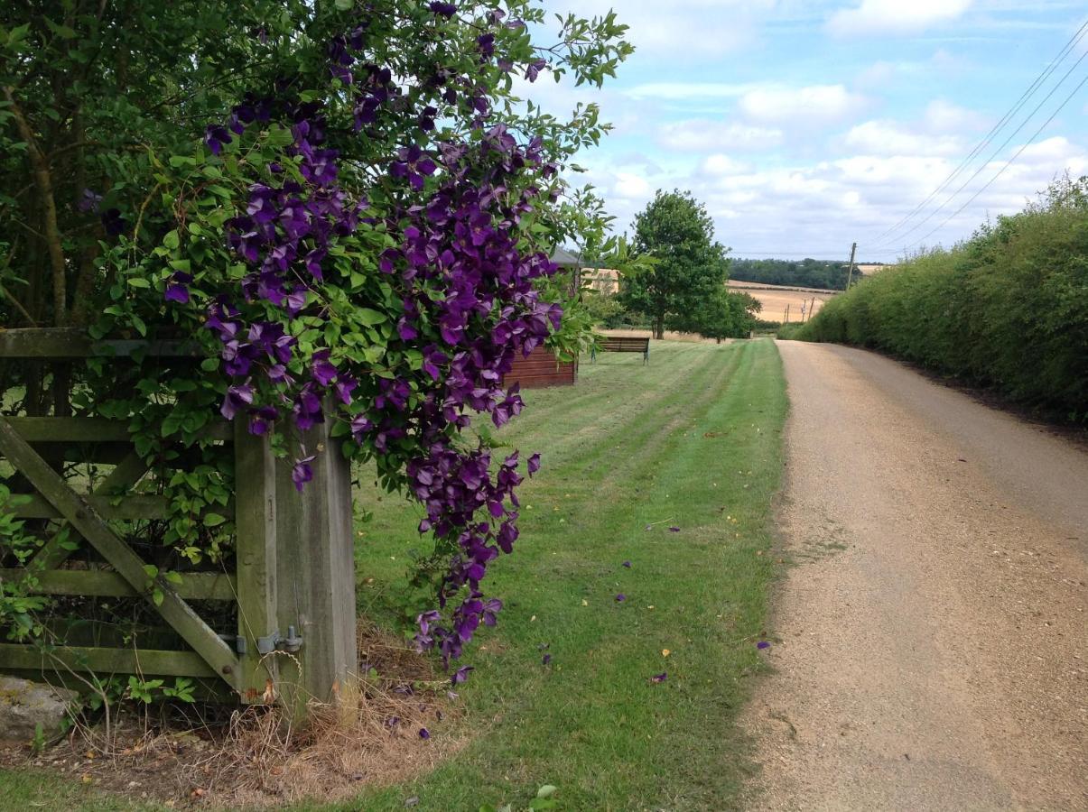 Hollyhock Cottage, Clematis Cottages, Stamford Luaran gambar